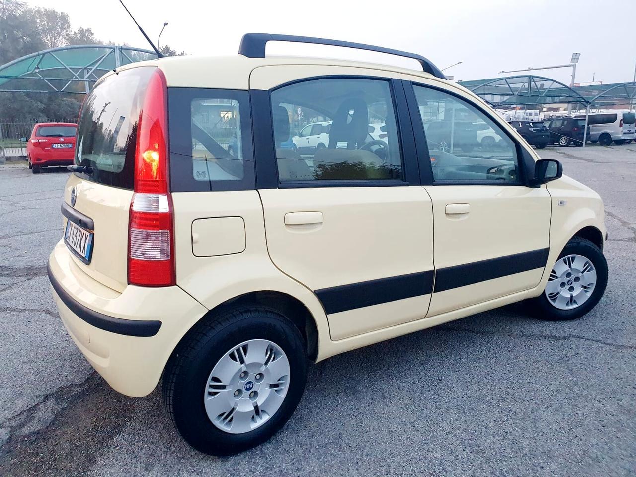 Fiat Panda FIAT PANDA 1.2 Dualogic DYNAMIC