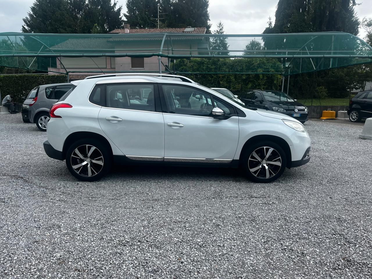 Peugeot 2008 PureTech Turbo 110 S&S Allure