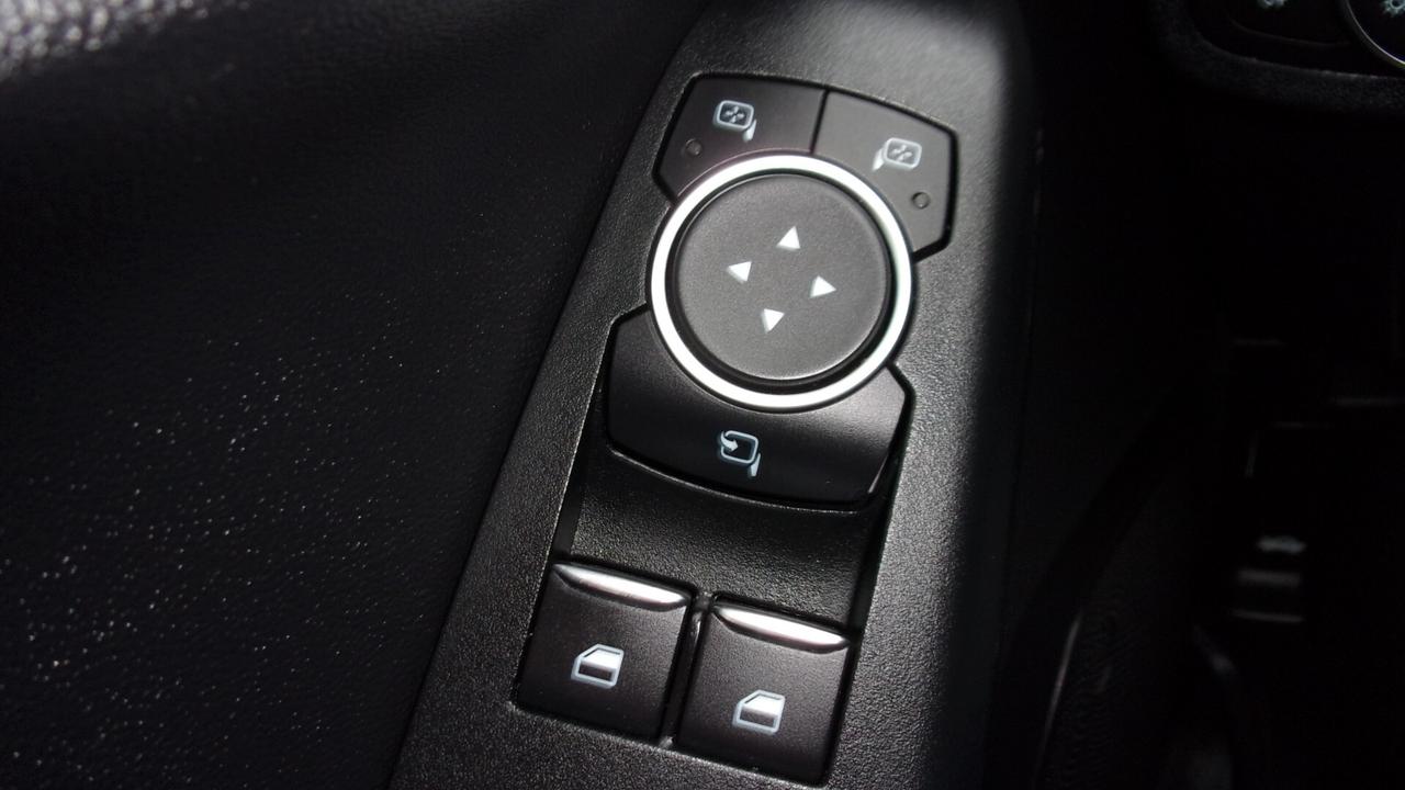 Ford Fiesta 1.1 75 CV 5 porte Connect