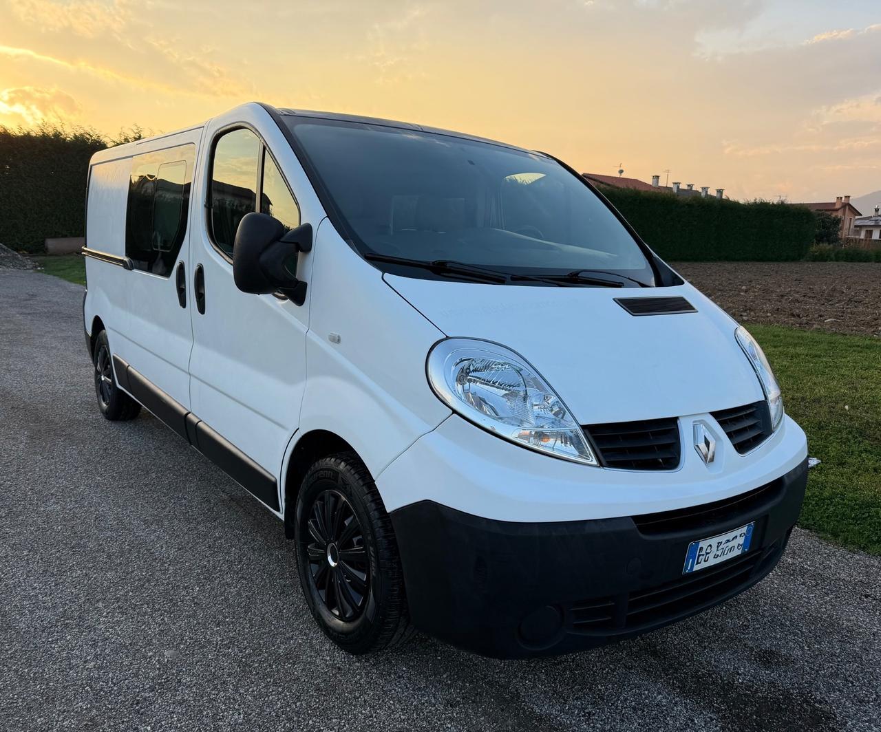 RENAULT TRAFIC 2.0 CTDI 115 cv COMBINATO 6 POSTI