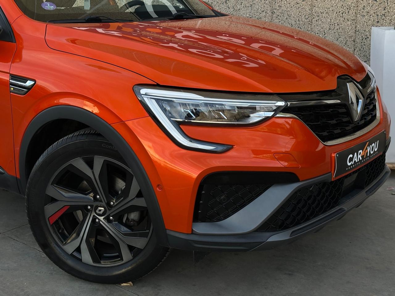 Renault Arkana Hybrid E-Tech 145 CV R.S. Line