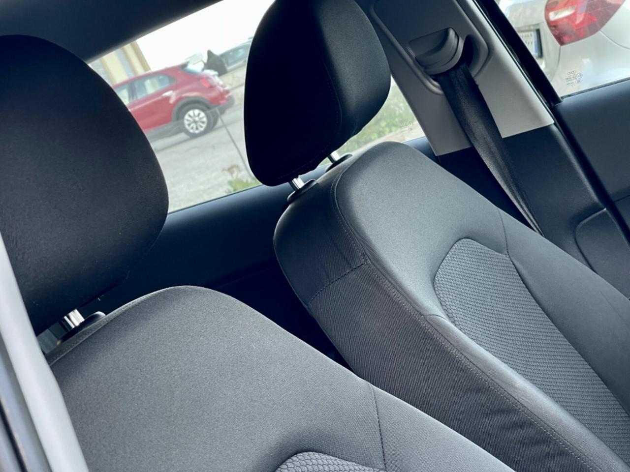Audi A1 1.6 TDI 90cv S line edition NEOPATENTATI