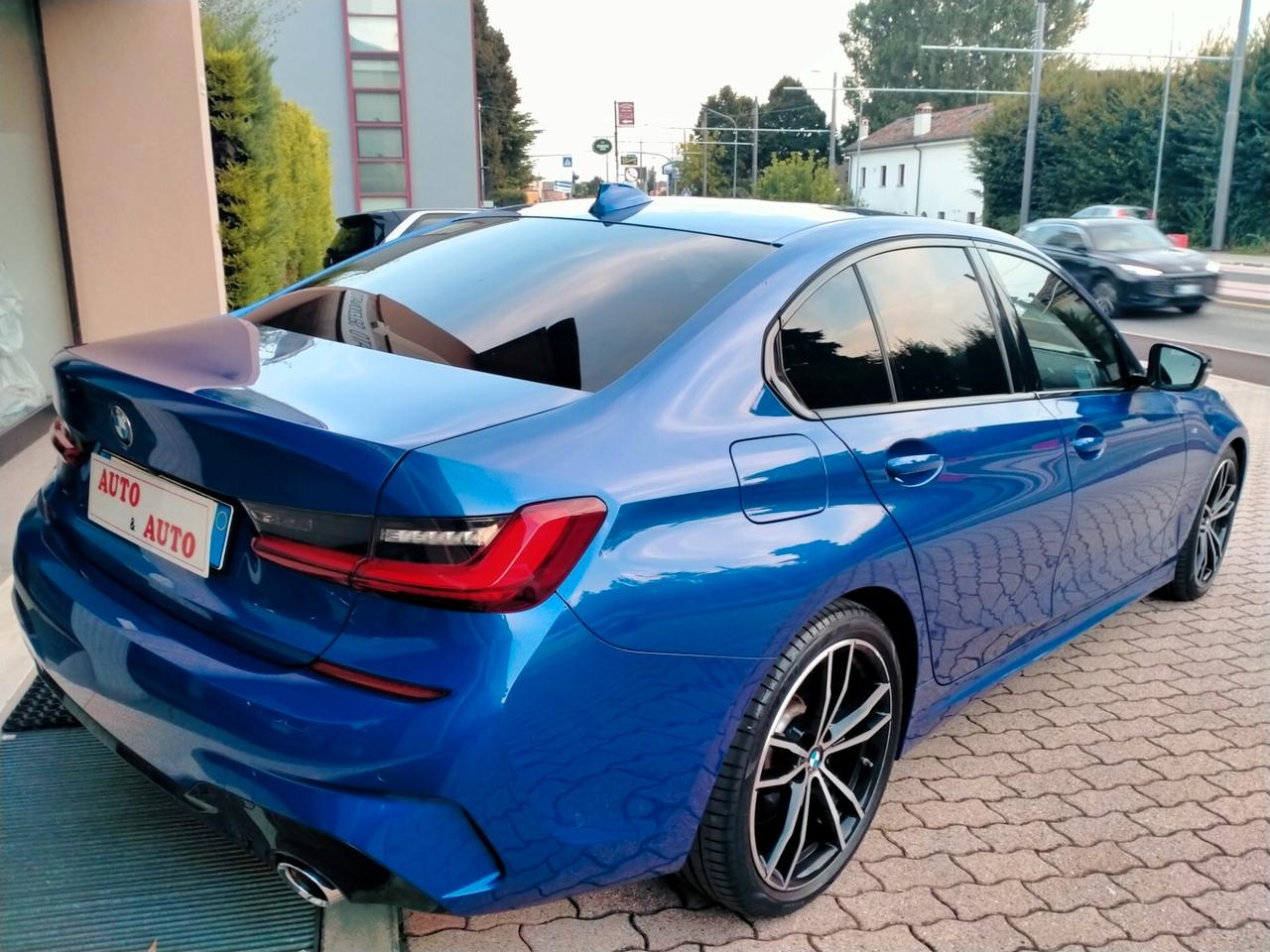 BMW 320 D MHEV 48V G20 4P MSPORT LEGA 19 / FRENI "M" / BI-LED / ASS.ADATTIVO / VOL. SEDILI RISC. / PACK COMFORT