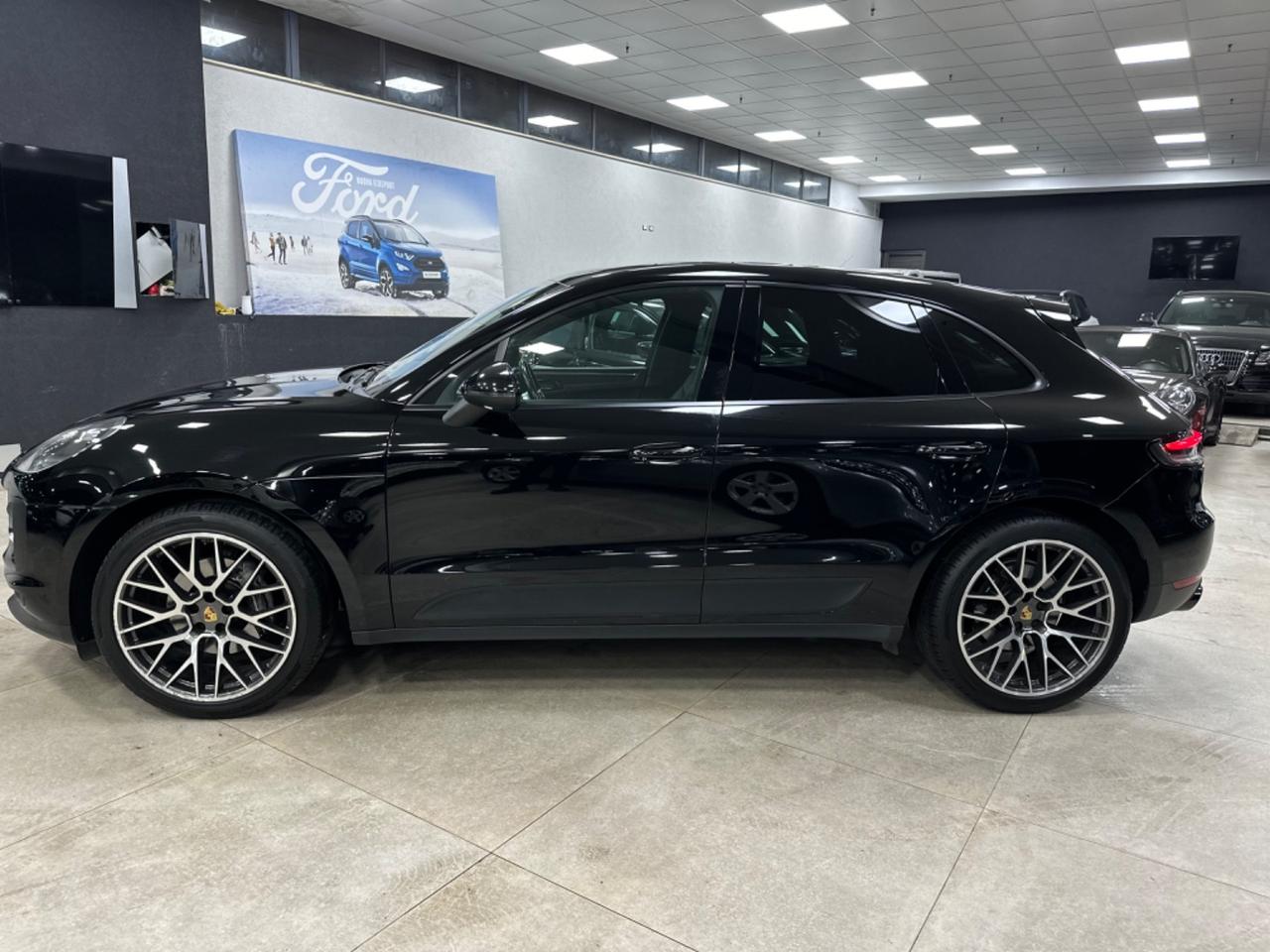 Porsche Macan 2.0 245 cv PDK Gancio traino 2020