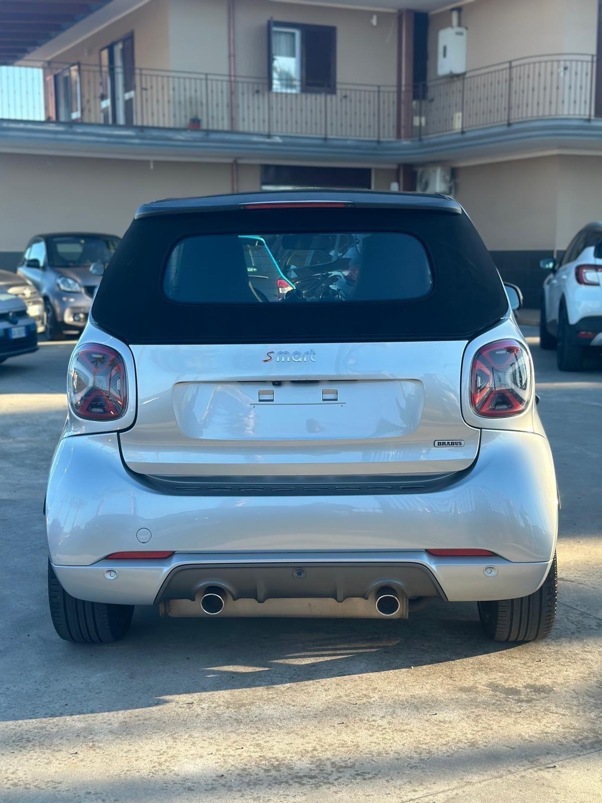 Smart ForTwo BRABUS 0.9 Turbo twinamic cabrio 15th anniversary