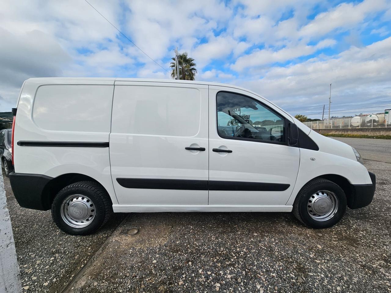 Peugeot Expert 1.6 HDi 90CV PL-TN 12Q Furgone