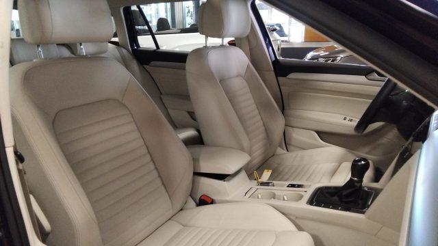 VOLKSWAGEN Passat Variant 2.0 TDI Business PELLE TETTO