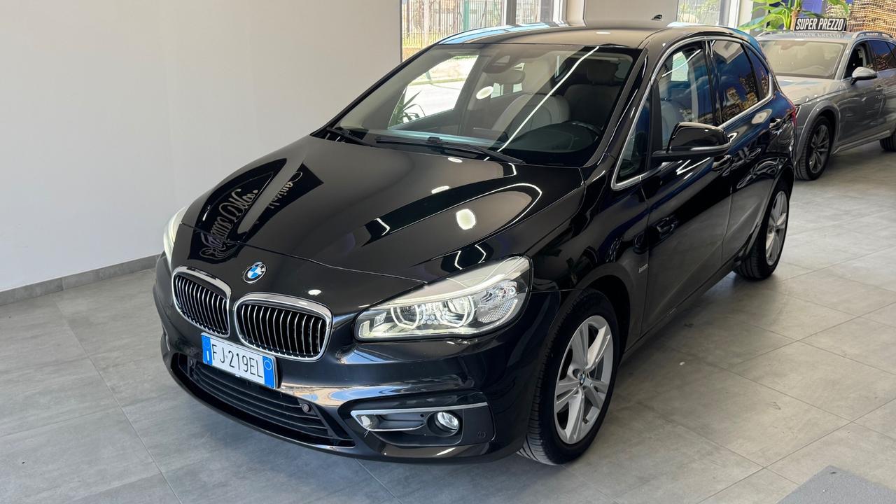 Bmw serie 2 Active Tourer 218d Luxury-2017
