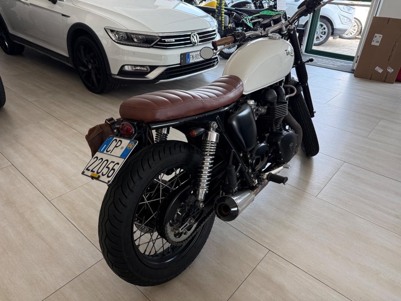 Triumph Bonneville 800 CAFE RACER