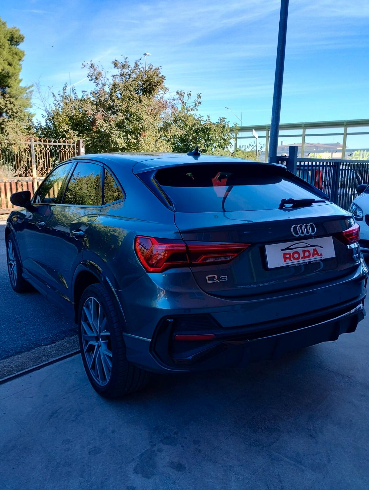 Audi Q3 SPB 35 TFSI S tronic line edition