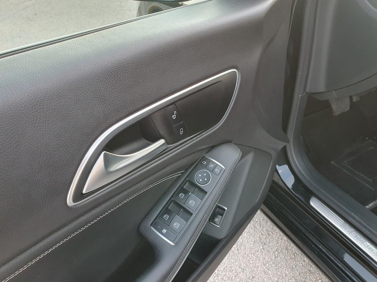 Mercedes-benz CLA 200 d Sport