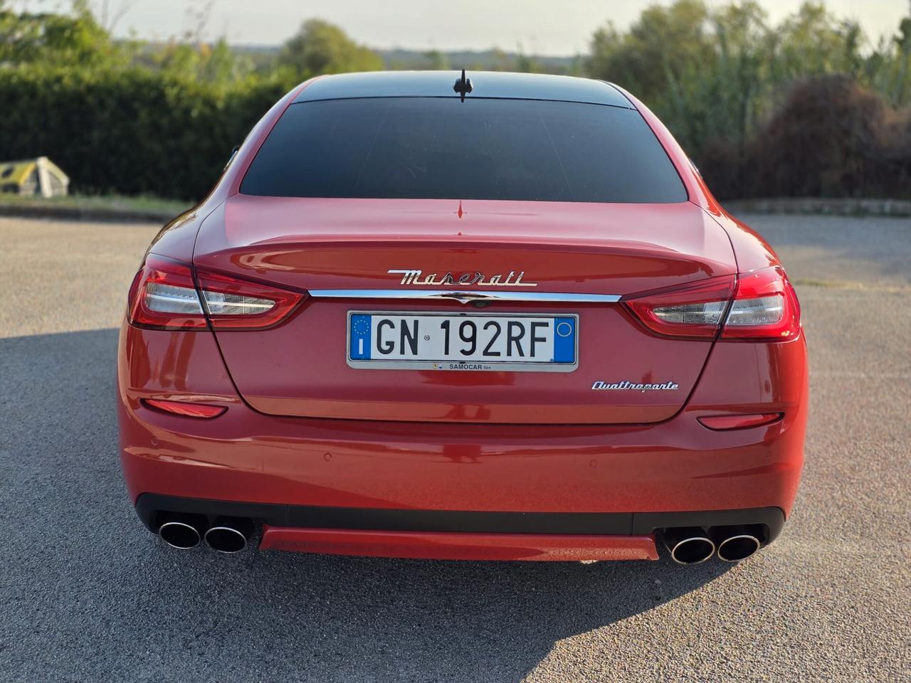 Maserati Quattroporte
