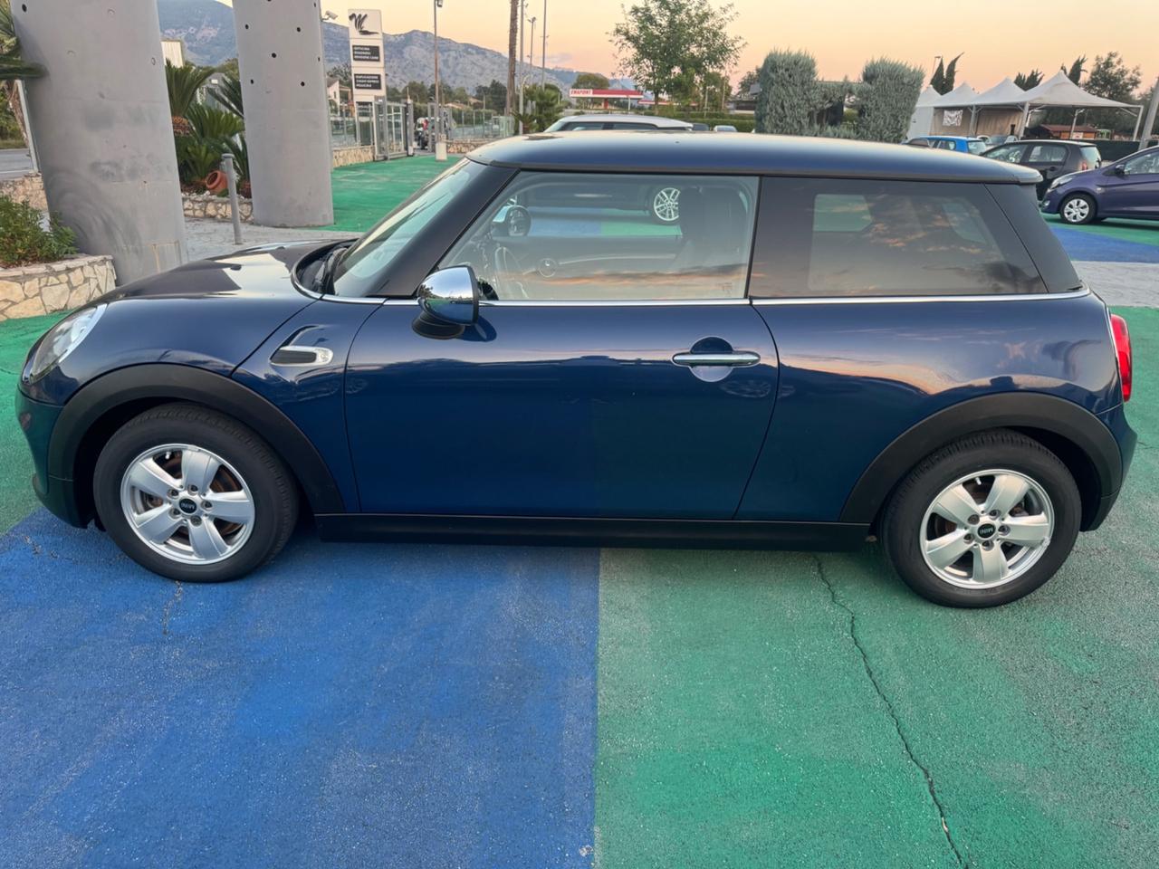 Mini 1.5 One D Business XL
