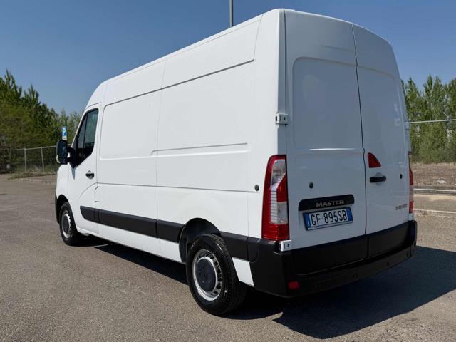RENAULT Master T35 2.3 dCi 135 PM-TM ?PERFETTO?