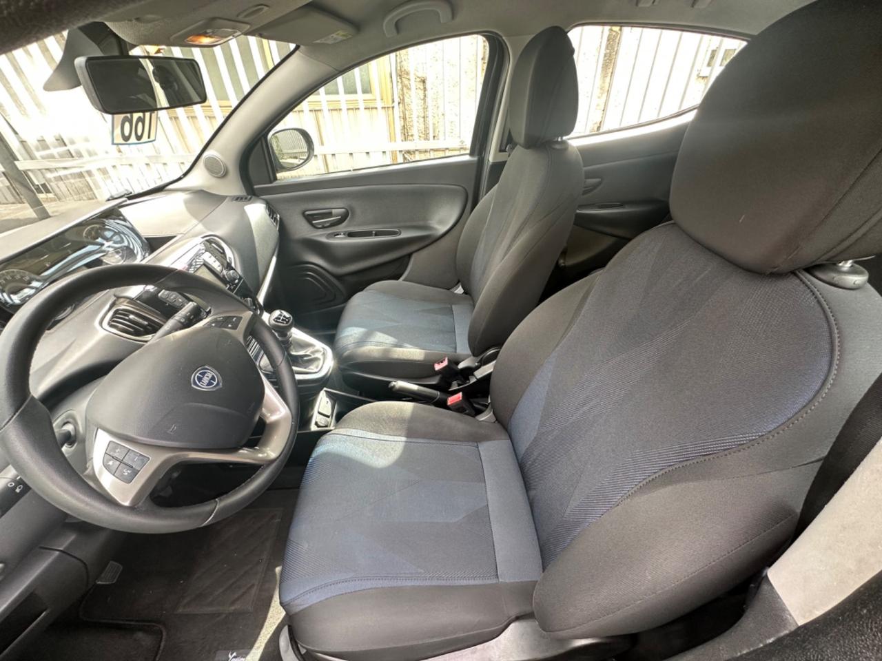 Lancia Ypsilon 1.2 69 CV 5 porte S&S Gold 2019