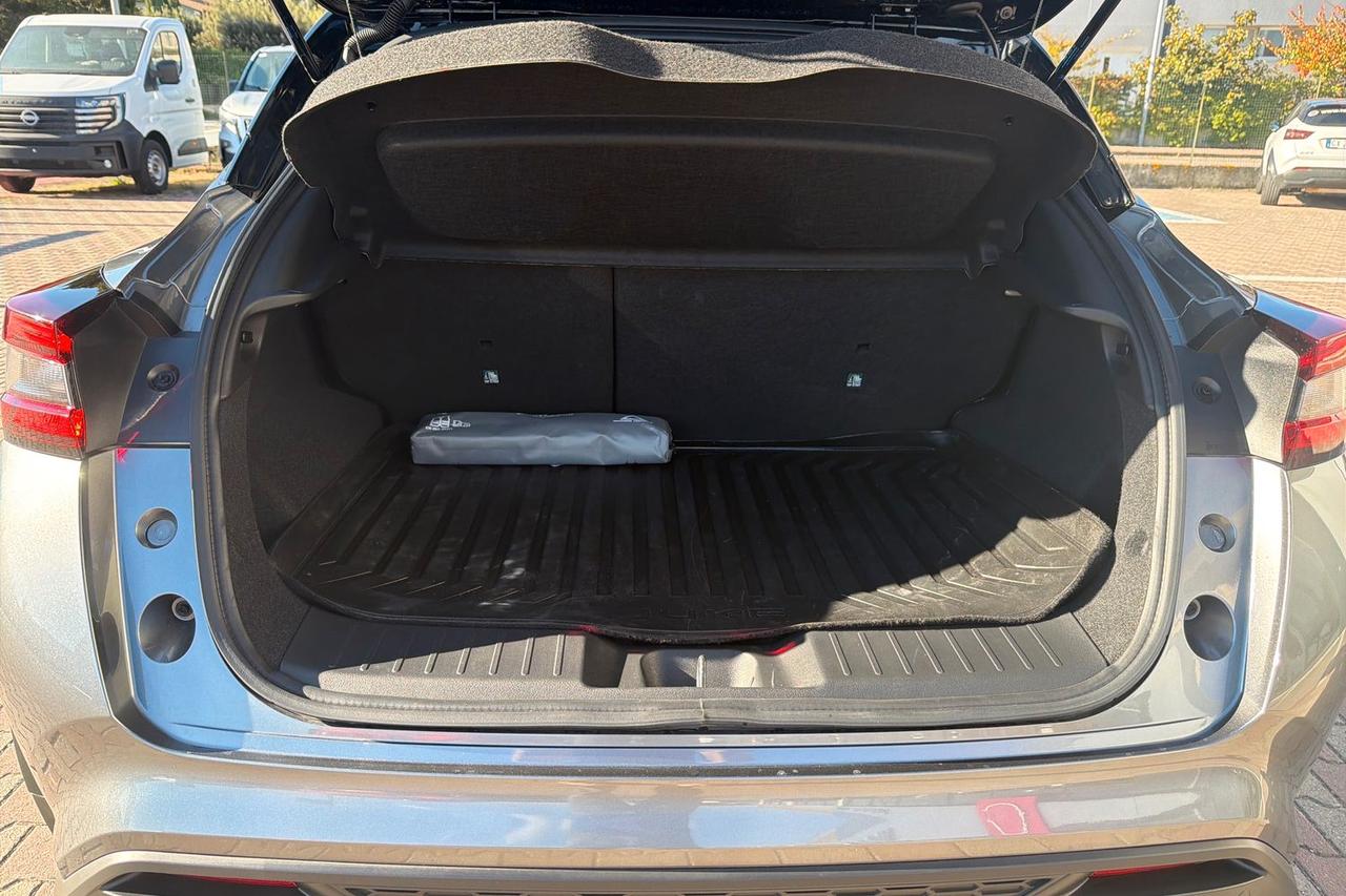 NISSAN JUKE TEKNA MT