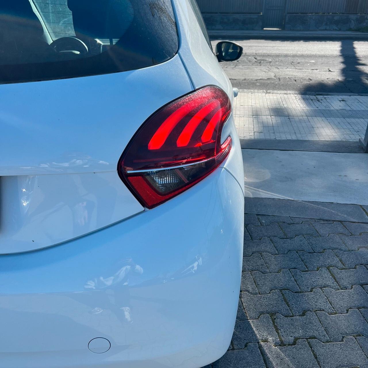 Peugeot 208 PureTech 82 5 porte Active