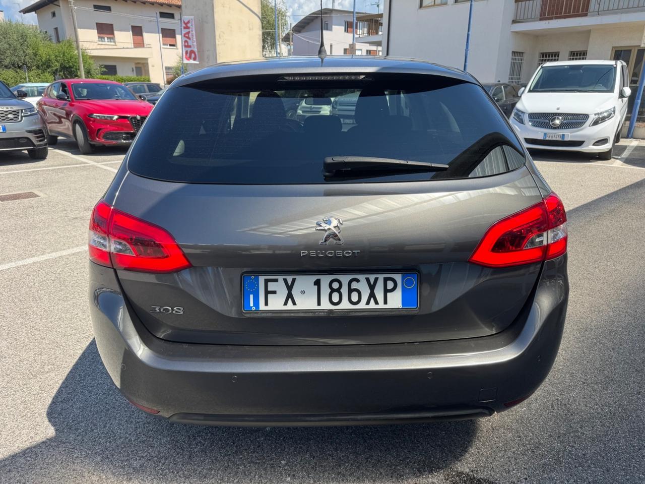 Peugeot 308 BlueHDi 130 S&S EAT6 SW Business