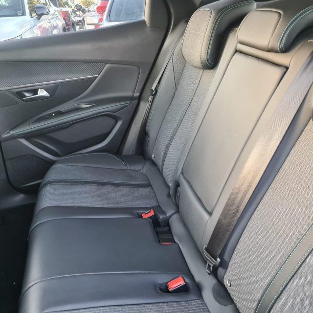 PEUGEOT 3008 BlueHDi 130 S&S Allure EAT8 cambio automatico