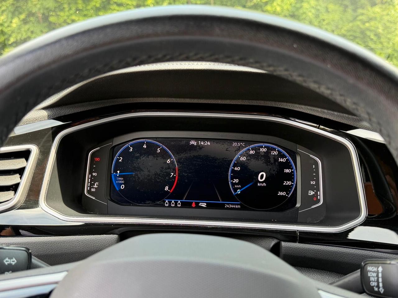 Volkswagen T-Roc 1.0 110CV TSI R-Line TAGLIANDI UFFICIALI