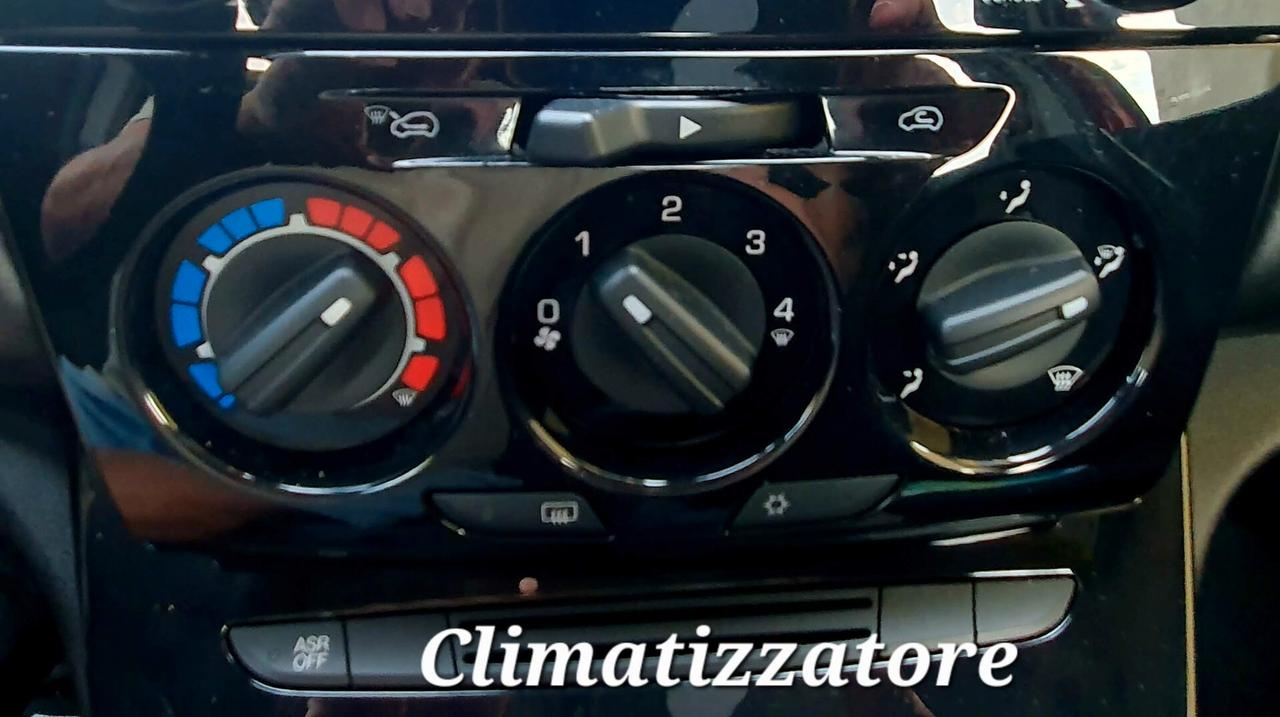 Lancia Ypsilon 1.0 FireFly 5 porte S&S Hybrid Ecochic Gold