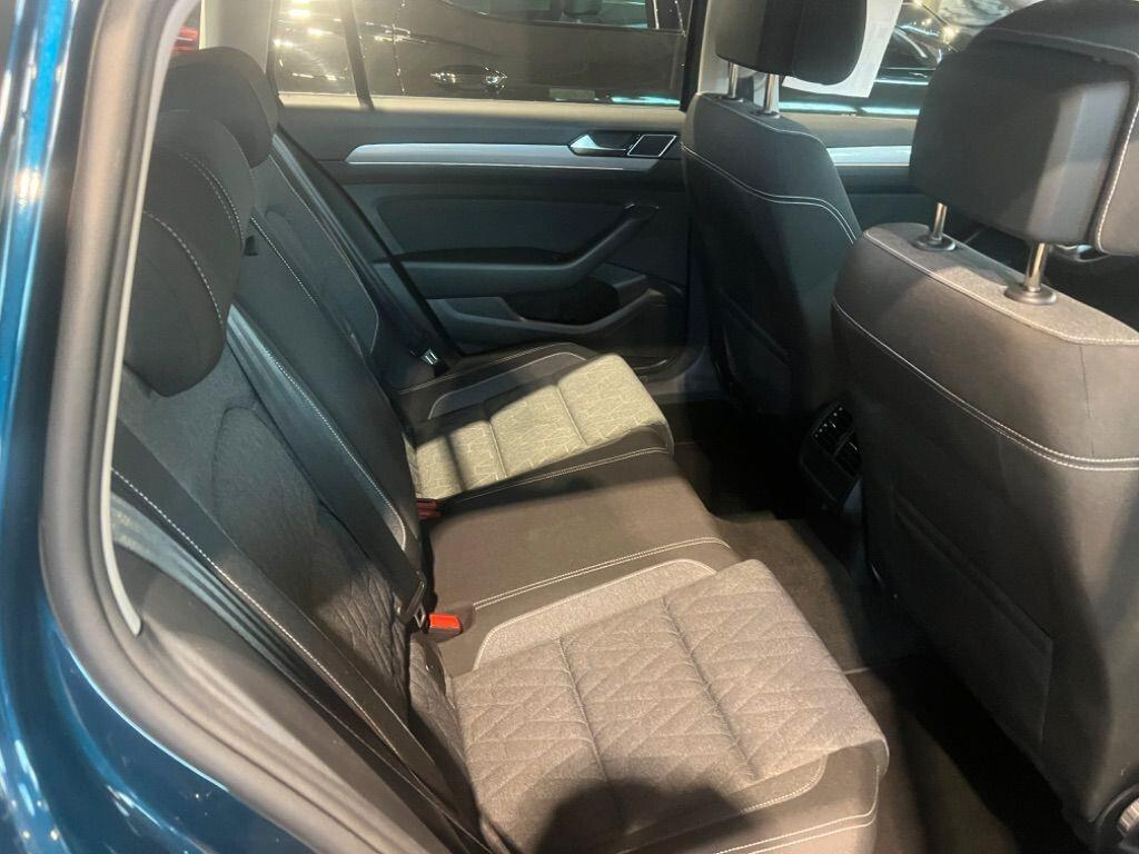 Volkswagen Passat Variant 2.0 TDI SCR EVO DSG Business