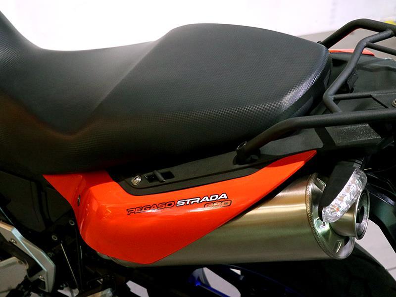 Aprilia Pegaso 650 Strada