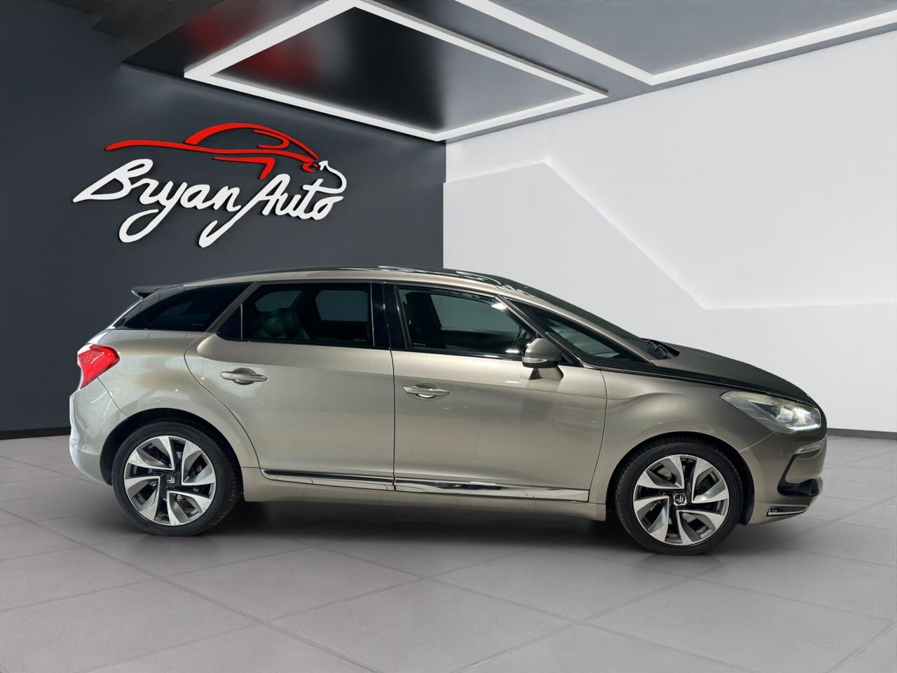 Ds DS5 2.0 HDi 163CV aut. So Chic T.PANOR. AUTO