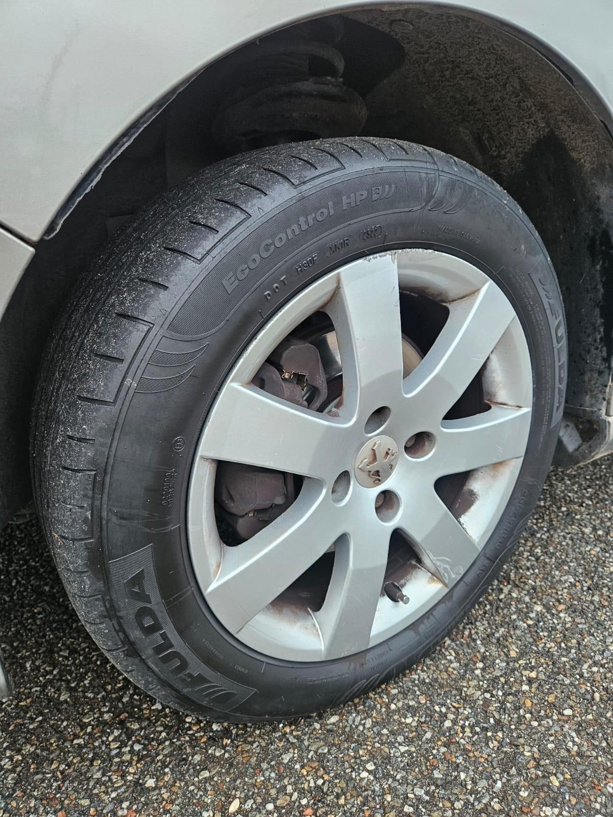 Peugeot 308 NEOPATENTATI