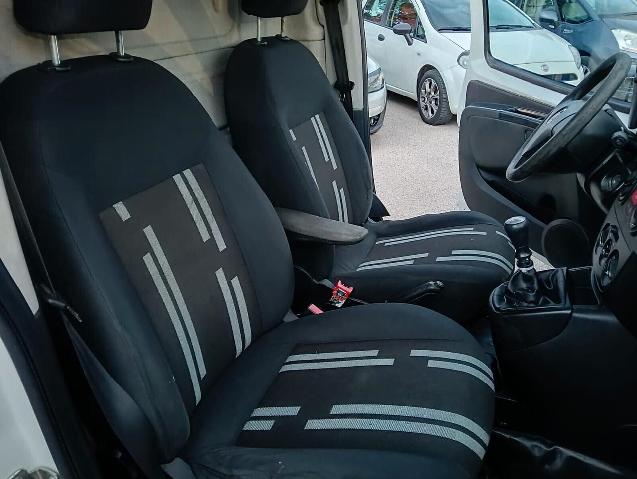 Fiat Fiorino 1.4 Natural Power 2013
