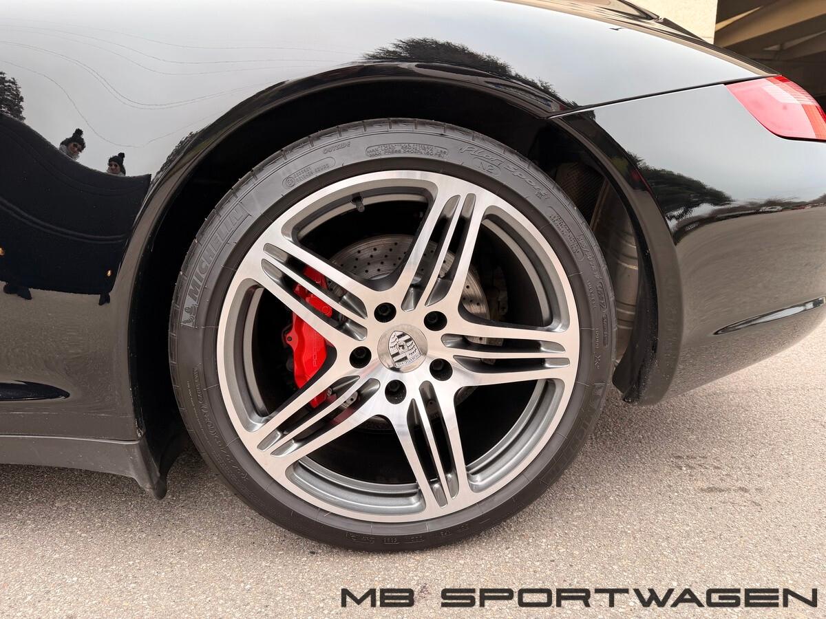 Porsche 911 Carrera 4S Cabriolet