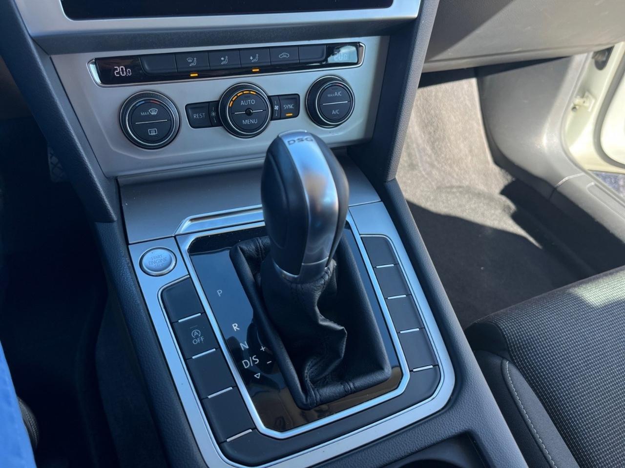 Volkswagen Passat variant 2.0 tdi comfortline 150cv dsg