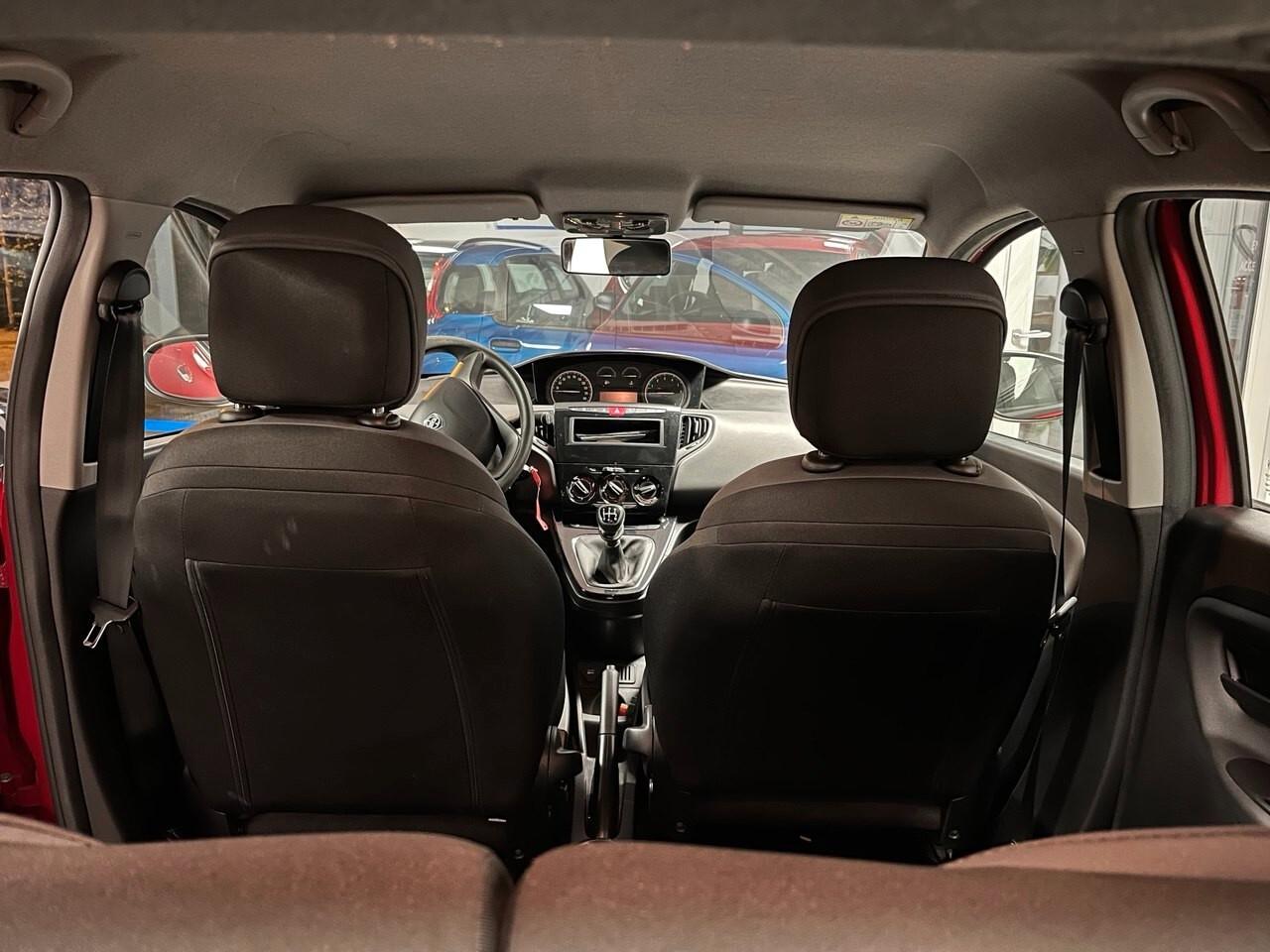 Lancia Ypsilon 1.2 5 PORTE CON KM 20000