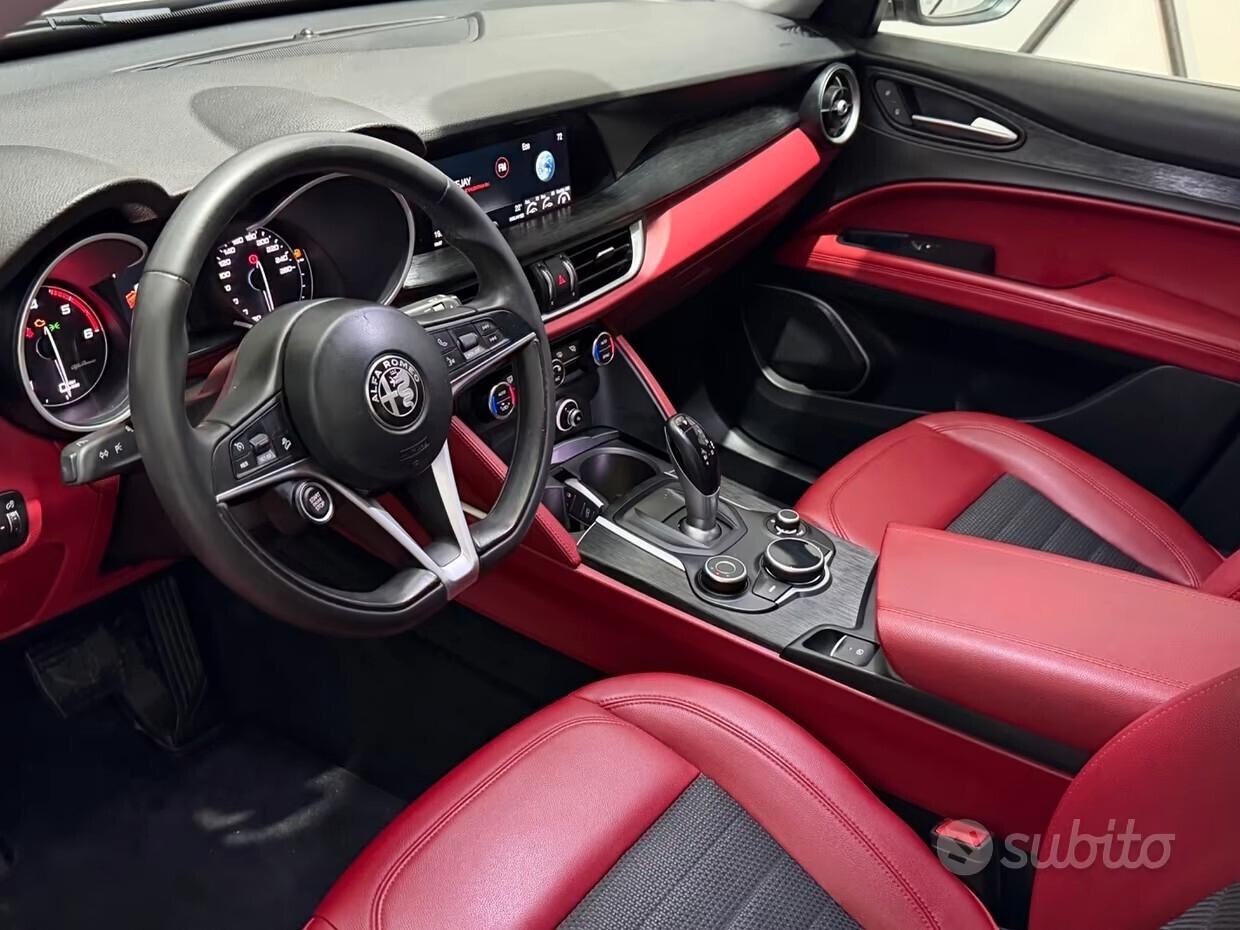 Alfa Romeo Stelvio 2.2 Turbodiesel 210 CV AT8 Q4 Business