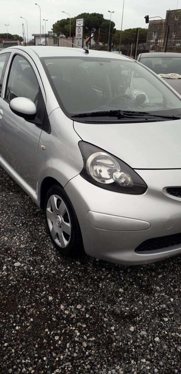 TOYOTA - Aygo - turbodiesel 5 porte Sol