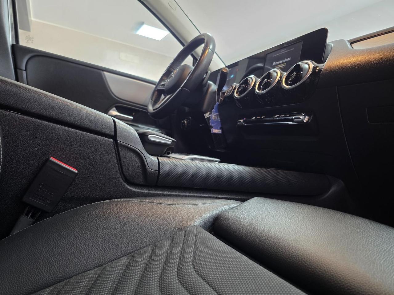 Mercedes-Benz B 180 Sport #11918