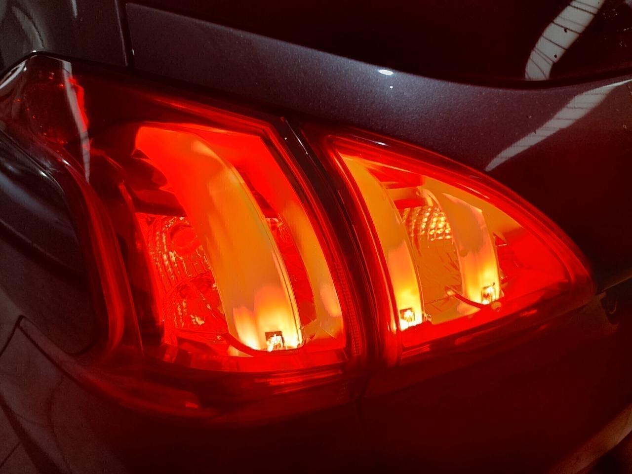 Peugeot 2008 1.6 e-HDi 92 CV Stop&Start Allure