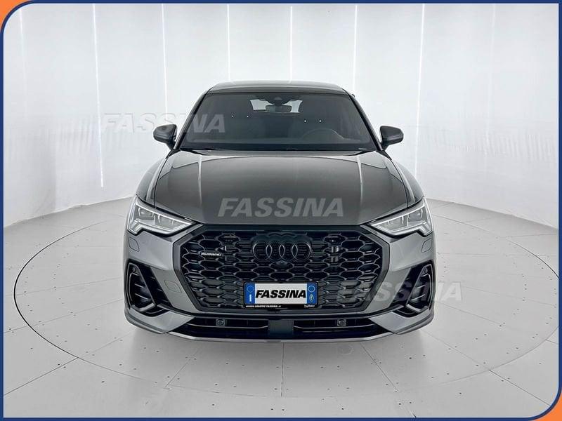 Audi Q3 SPB 40 TDI quattro S tronic S Line Identity Black