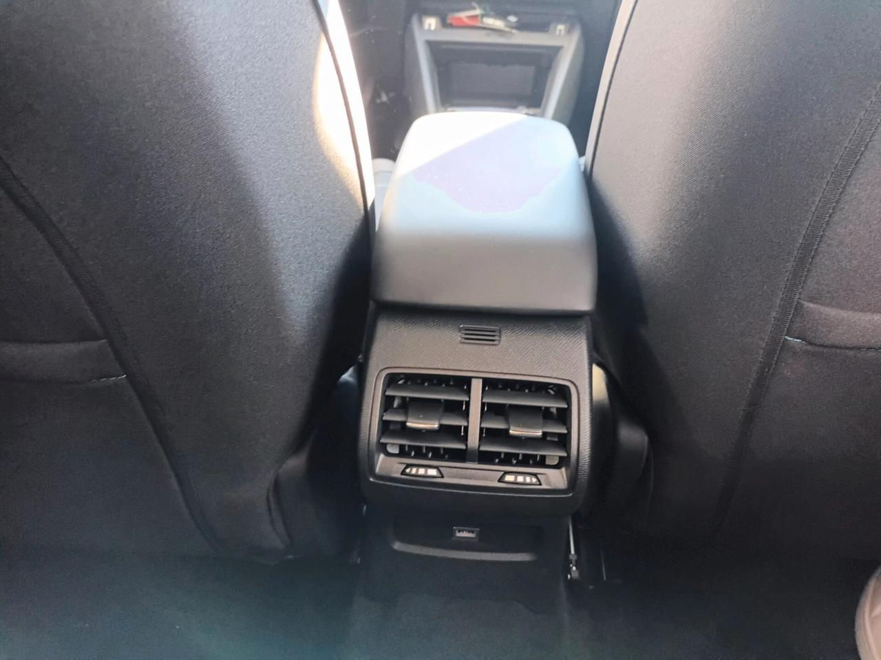 Citroen C4 Max 1.2 EAT8 PureTech 130 CV S&S