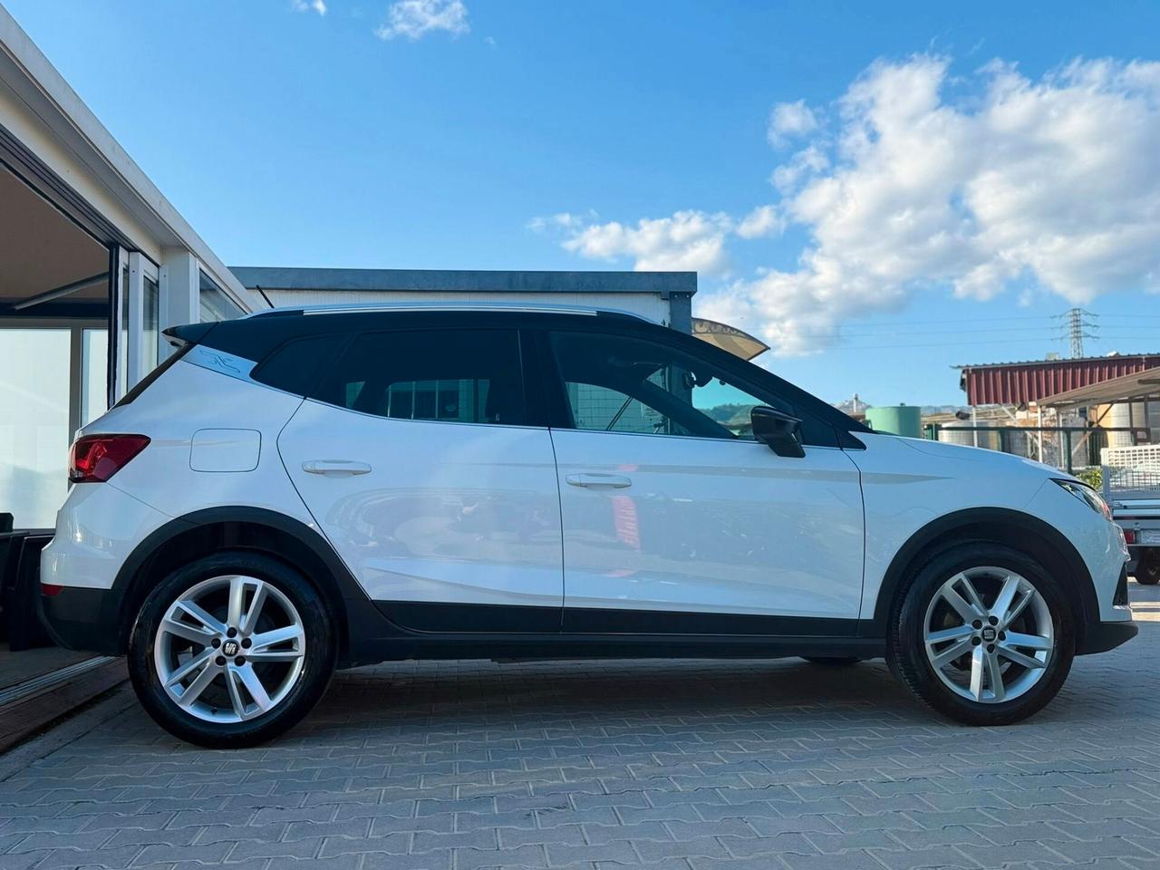 Seat Arona 1.0 TGI FR OK NEOPATENTATI