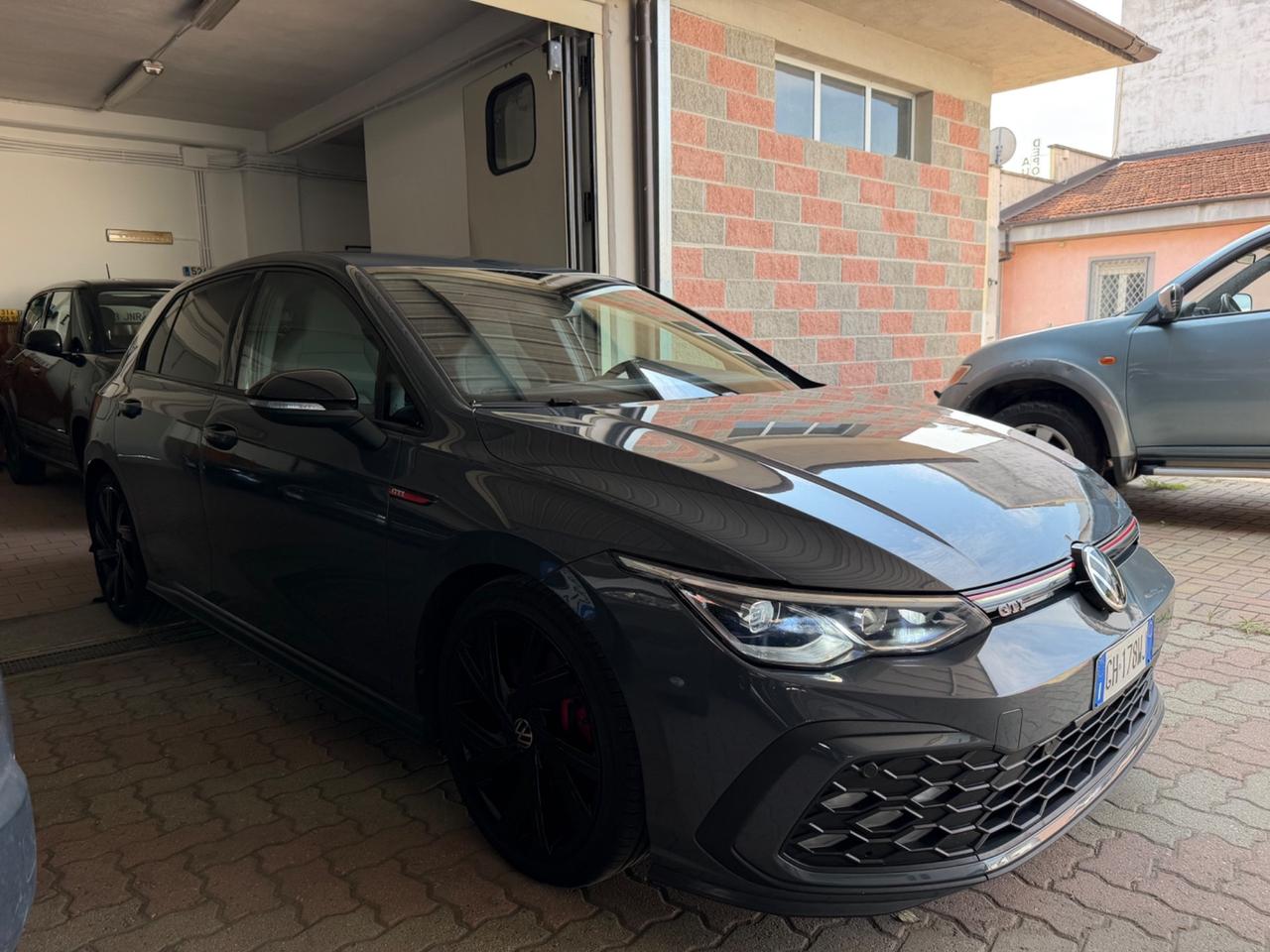 Volkswagen Golf GTI 2.0 TSI