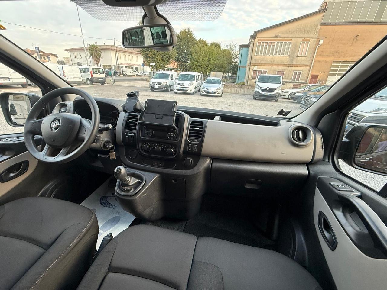 Renault Trafic 9 POSTI 1.6 dCi 95CV prezzo ivato