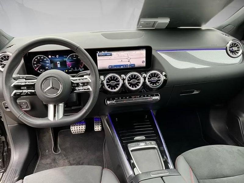 Mercedes-Benz GLA GLA 200 d AMG Line Adv Plus CAMERA LED