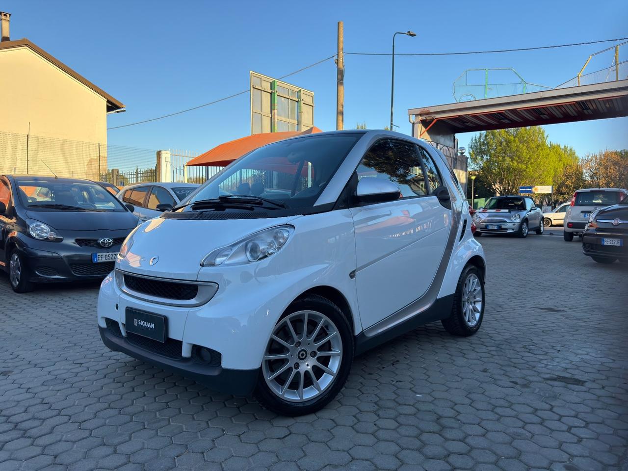Smart ForTwo 1000 52 kW ADATTA A NEOPATENTATI coupé passion