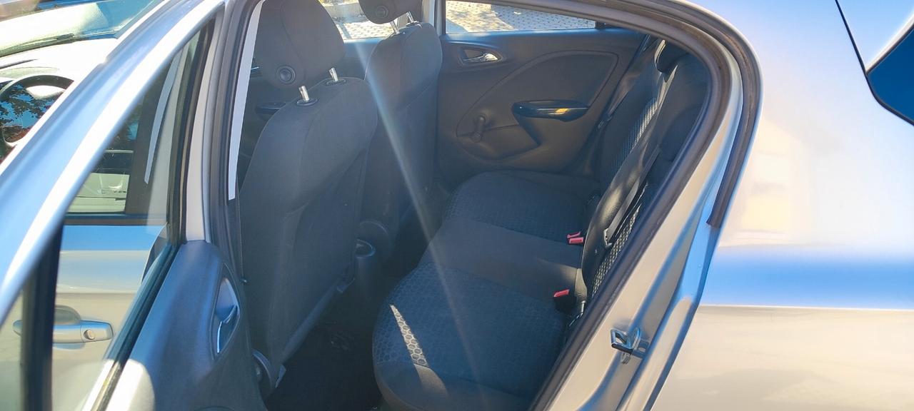 Opel Corsa 1.2 5 porte b-Color