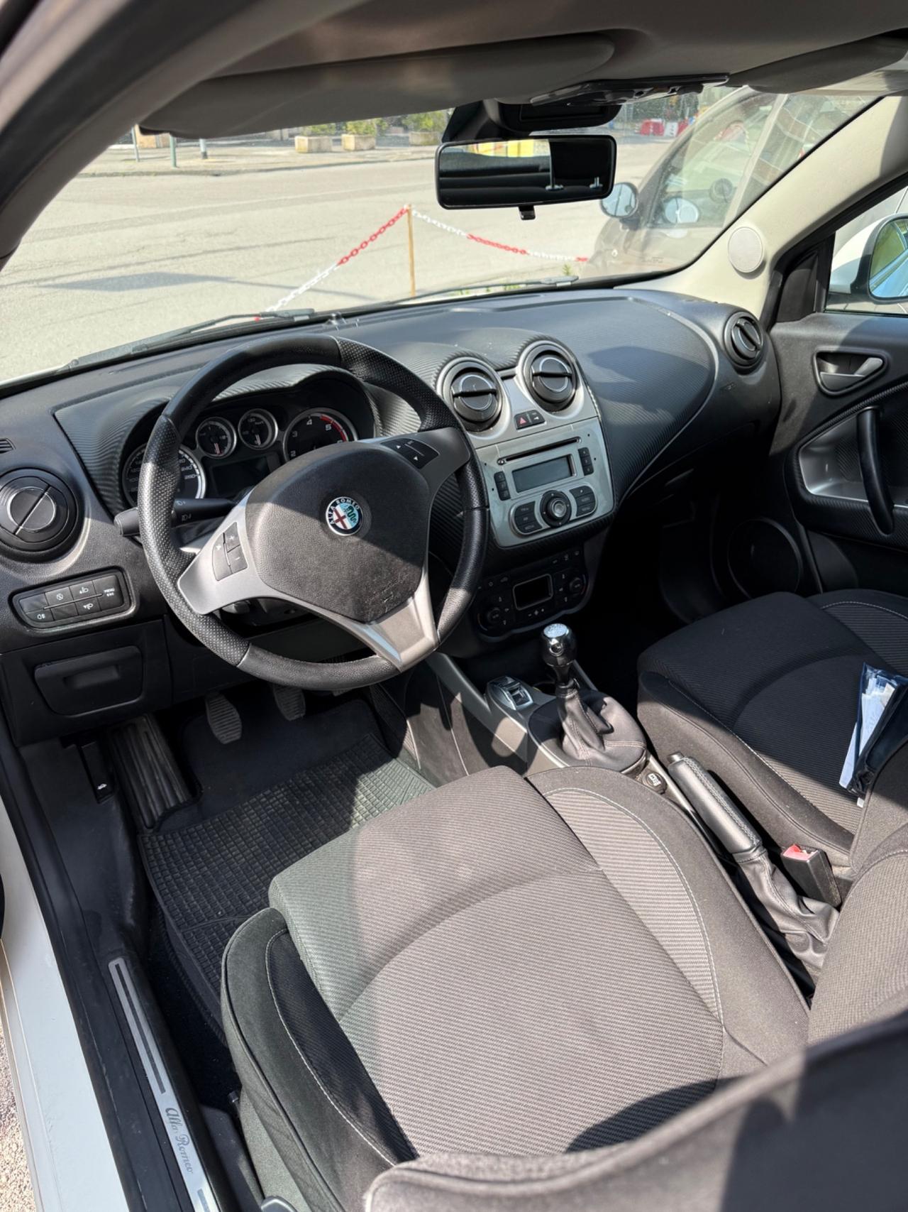 Alfa Romeo MiTo 1.3 JTDm-2 95 CV S&S Distinctive