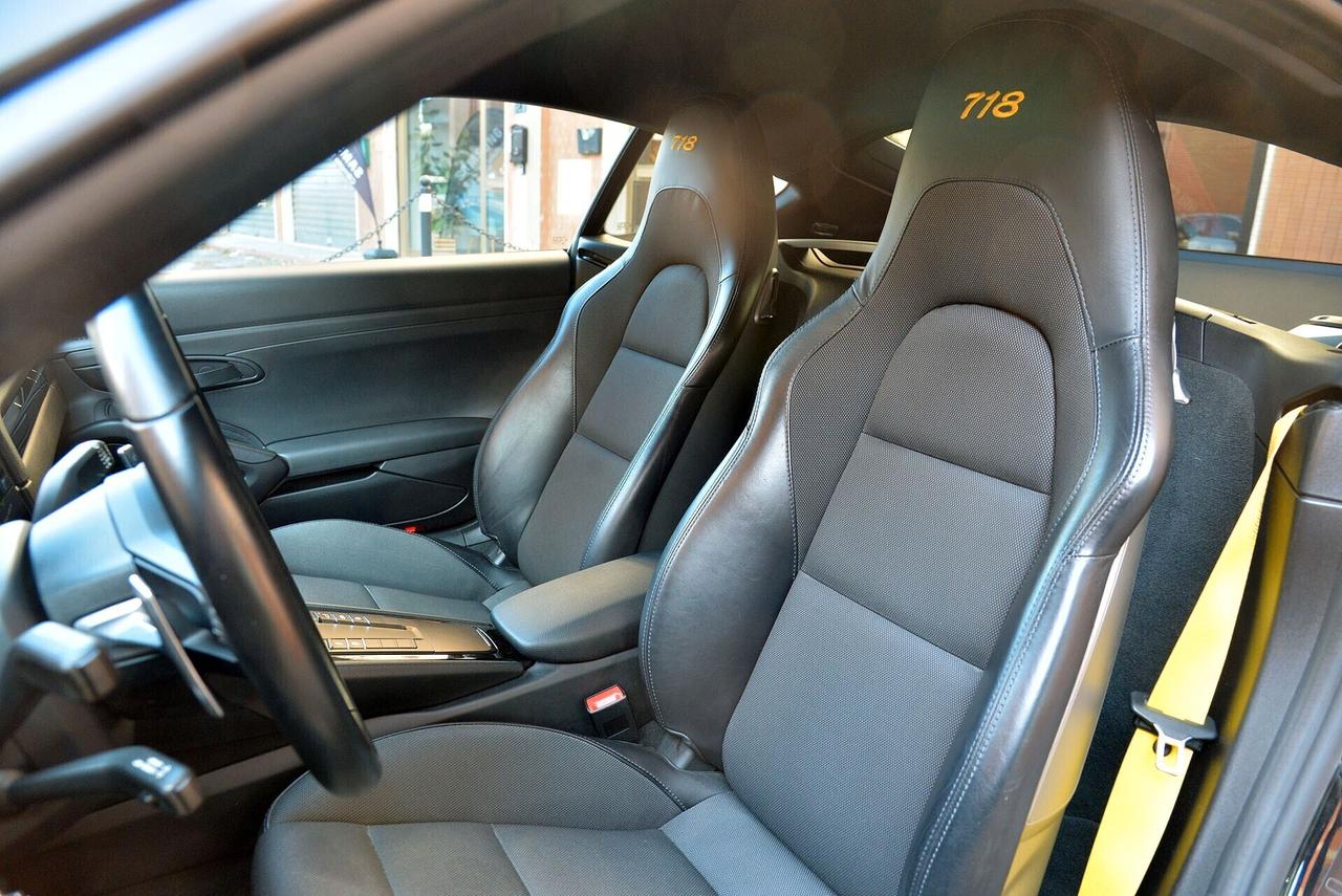 Porsche 718 Cayman T cambio PDK