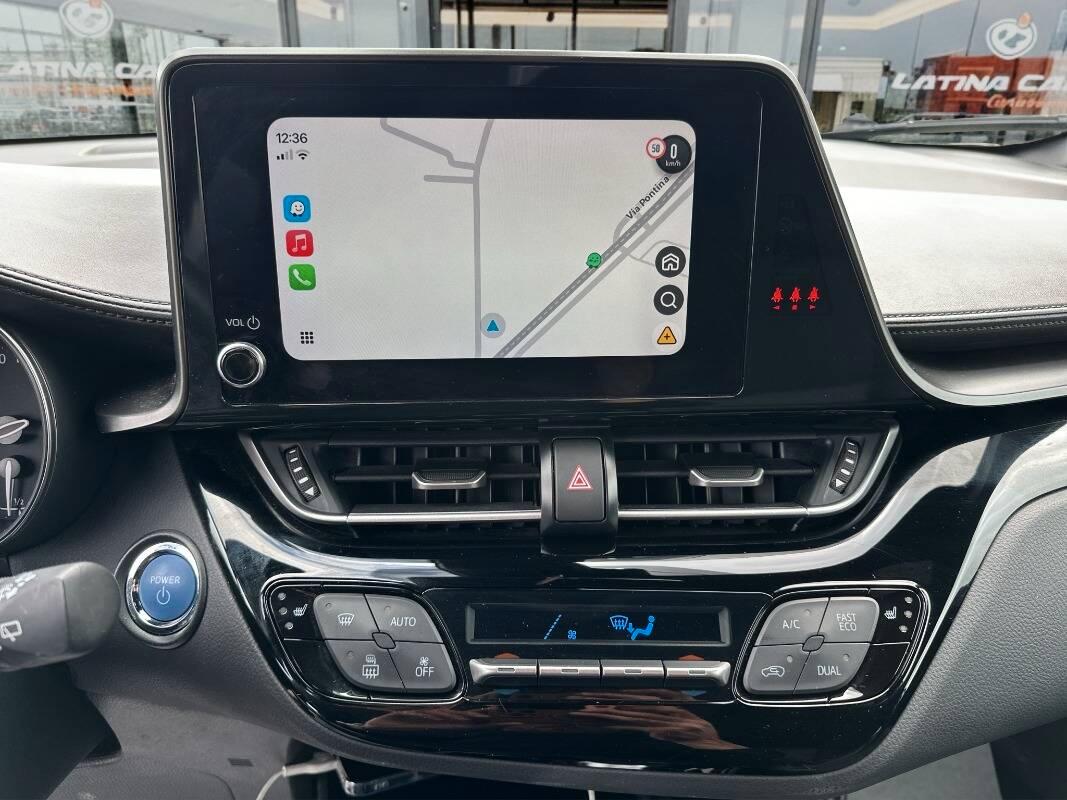 Toyota C-HR 2.0h More Business AUTOMATICA con CarPlay