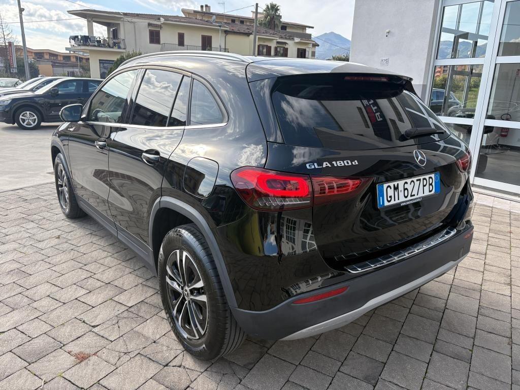 Mercedes-benz GLA 180 d Automatic Business