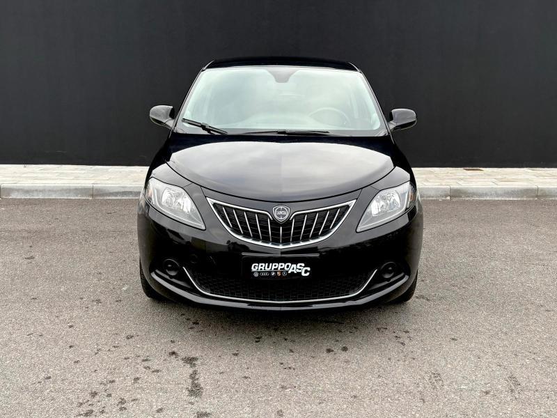 Lancia Ypsilon 1.0 firefly hybrid Gold s&s 70cv ADATTA NEOPATENTATI